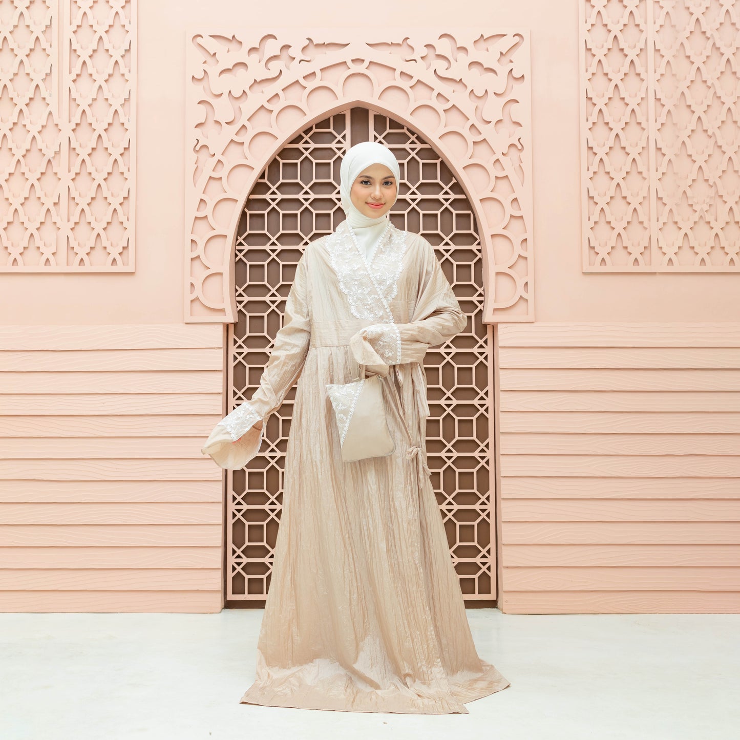 Madeena - Mukena Travel Terusan Abaya Raheela